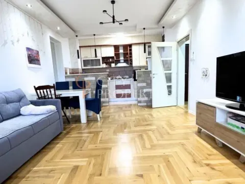 Prodaja, stan, 80m², City Kvart, Podgorica - image 8