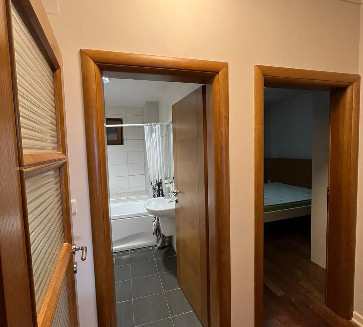 Sale, two bedroom apartment, 74m², Pržno, Budva