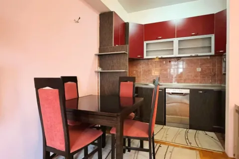 Rent, one bedroom apartment, 43m², Blok 9, Podgorica - image 5