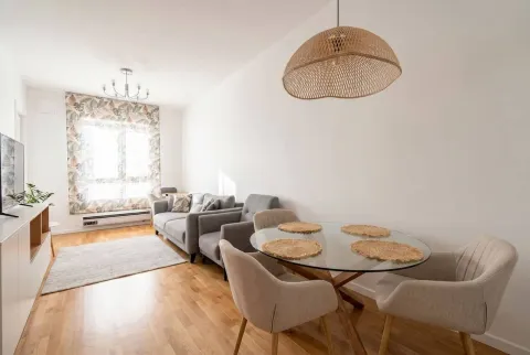 Sale, one bedroom apartment, 49m², Bečići, Budva - image 1
