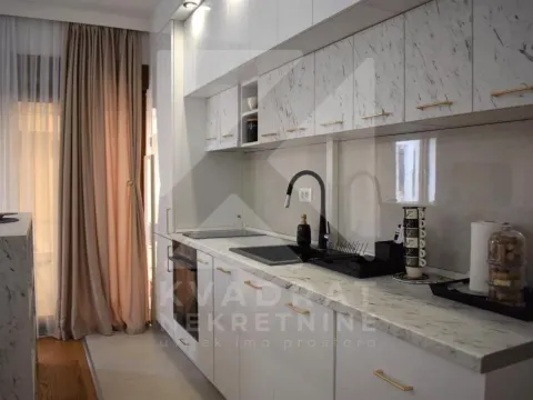 Izdavanje, jednosoban stan, 73m², Obala Đuraševića, Tivat - image 6