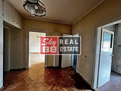 Prodaja, trosoban stan, 117m², Vračar Centar, Vračar Sve Podlokacije - image 3