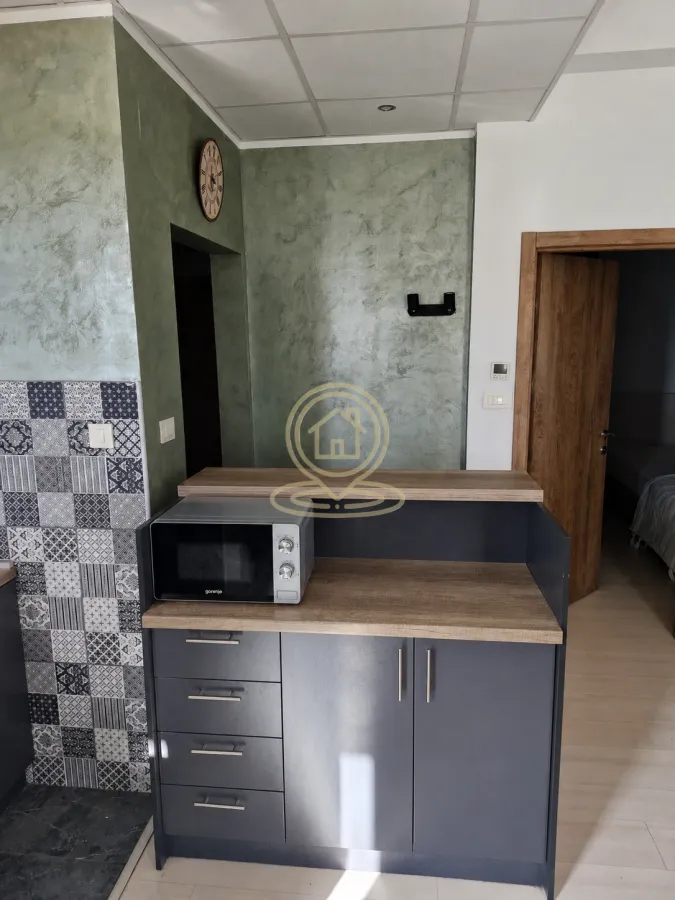 Izdavanje, jednosoban stan, 41m², Novo naselje, Novi Sad