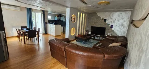 Sale, two bedroom apartment, 86m², Pržno, Budva - image 1