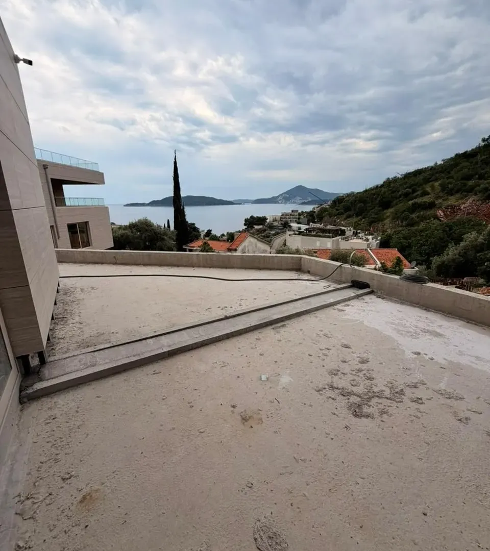 Prodaja, dvosoban stan, 80m², Pržno, Budva