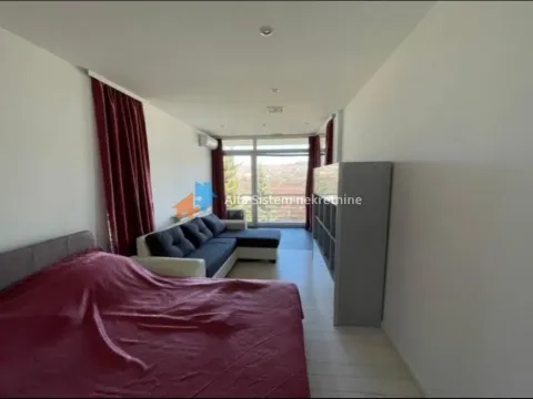 Izdavanje, kuća, 560m², Veliki Mokri Lug, Zvezdara Sve Podlokacije - image 30