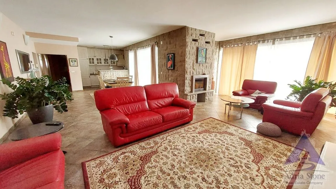 Sale, house, 495m², Bečići, Budva