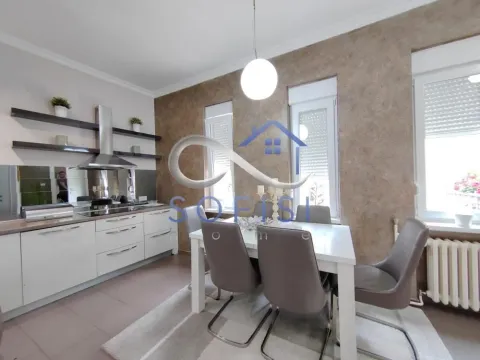 Izdavanje, trosoban stan, 100m², Novi Sad Sve Podlokacije, Novi Sad - image 8