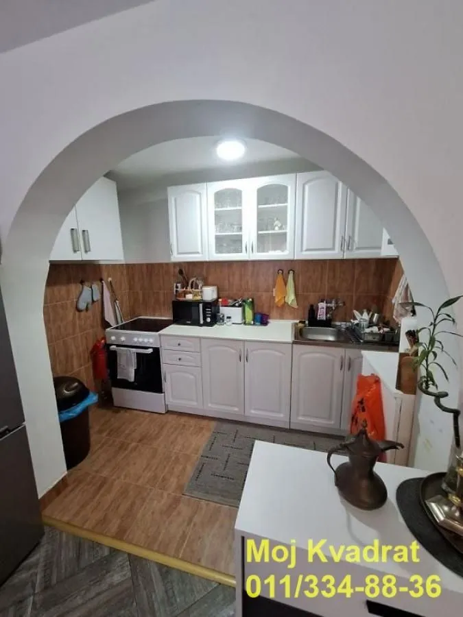 Sale, house, 229m², Sremčica, Beograd