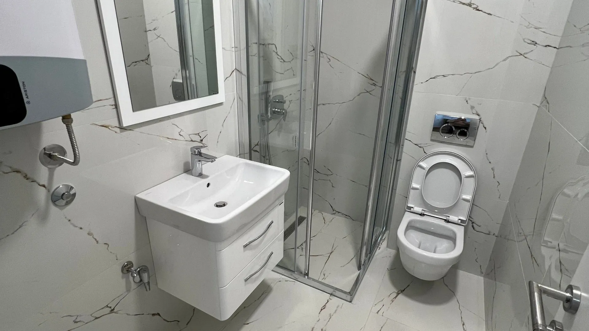 Sale, two bedroom apartment, 64m², Centar, Bar