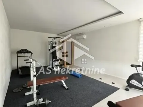 Rent, apartment, 200m², Senjak, Beograd - image 14