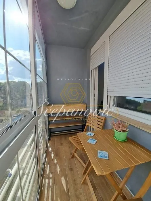Prodaja, dvosoban stan, 49m², Rotkvarija, Novi Sad Sve Podlokacije