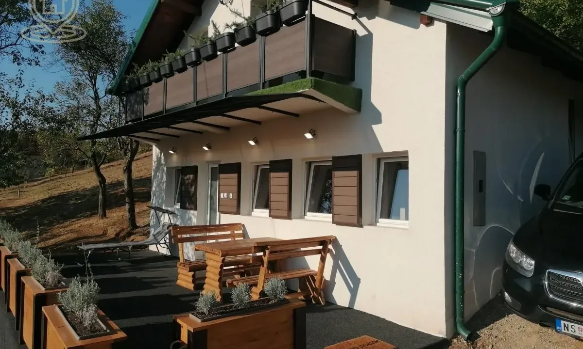 Prodaja, kuća, 92m², Sremska Kamenica, Petrovaradin