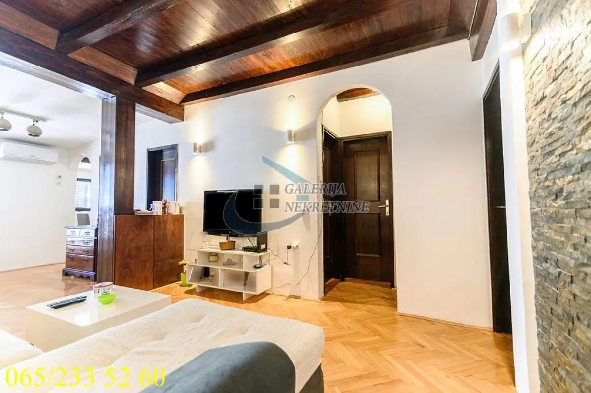 Sale, four bedroom apartment, 81m², Đeram Pijaca, Beograd
