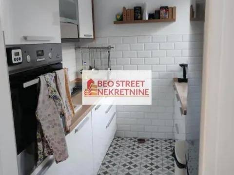 Izdavanje, četvorosoban stan, 89m², Beograd, Srbija - image 6