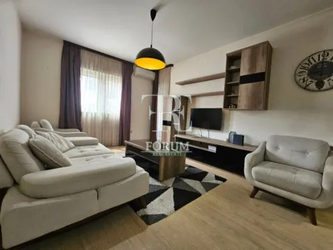 Izdavanje, jednosoban stan, 50m², City Kvart, Podgorica - image 2