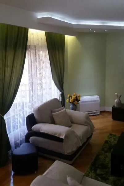 Prodaja, trosoban stan, 136m², Centar, Podgorica
