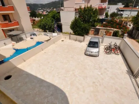 Prodaja, kuća, 450m², Bar, Crna Gora - image 2