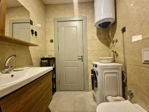 Rent, two bedroom apartment, 70m², Budva, Crna Gora - image 13