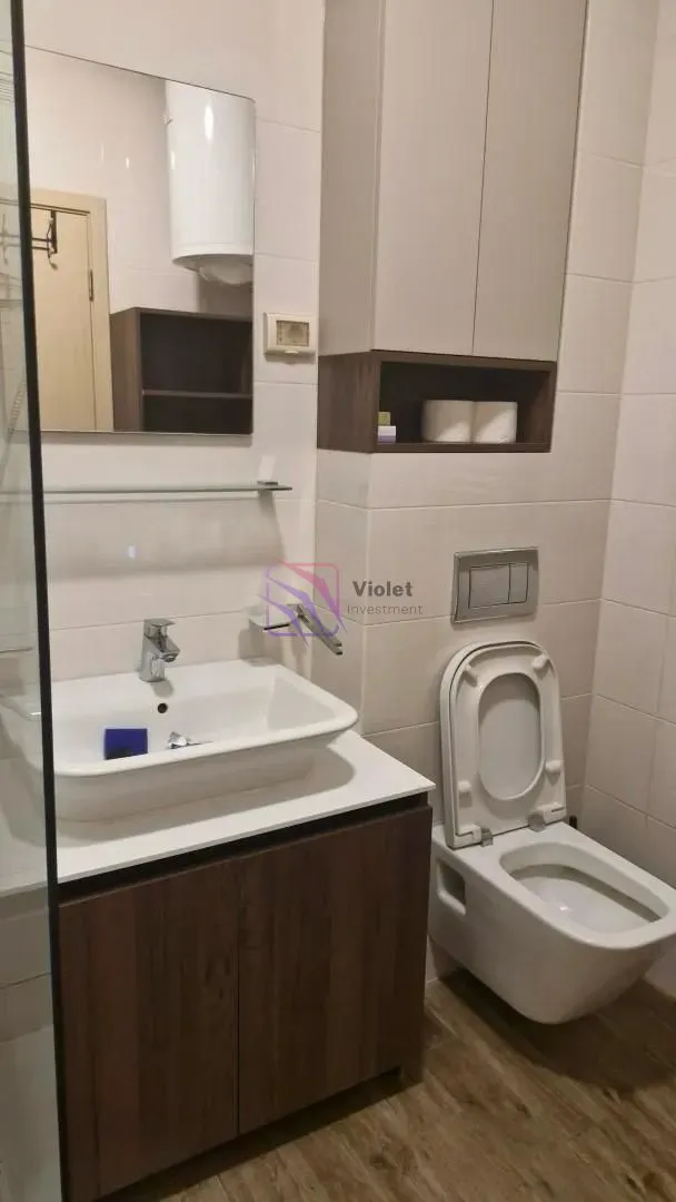 Izdavanje, jednosoban stan, 48m², Drač, Podgorica