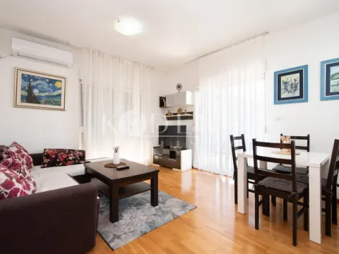 Rent, two bedroom apartment, 63m², City Kvart, Podgorica - image 2