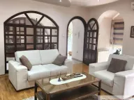 Izdavanje, trosoban stan, 130m², Telep, Novi Sad Sve Podlokacije - image 1