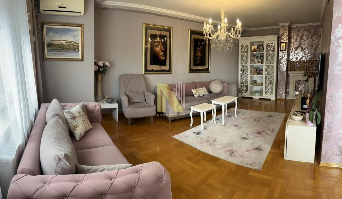 Sale, four bedroom apartment, 124m², Cara Dušana, Novi Sad Sve Podlokacije