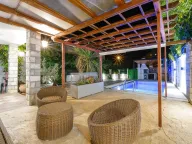 Prodaja, kuća, 198m², Dumidran, Tivat - image 19