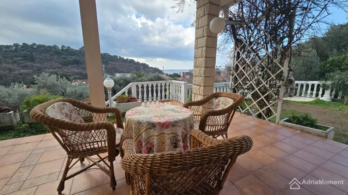 Sale, two bedroom apartment, 56m², Petrovac, Budva