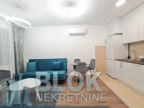 Izdavanje, kuća, 37m², Preko Morače, Podgorica - image 5