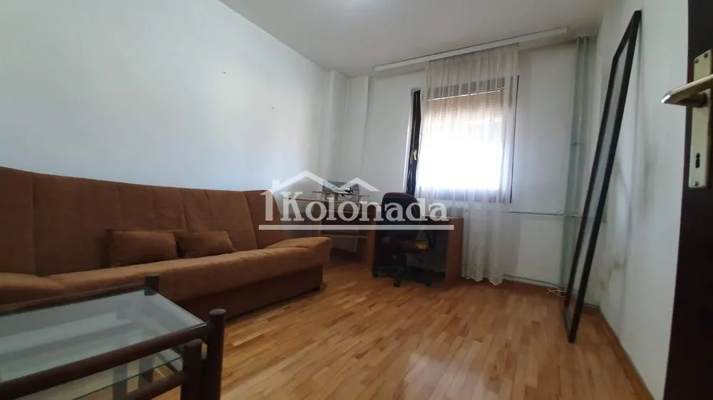 Prodaja, trosoban stan, 79m², Mladenovac, Beograd