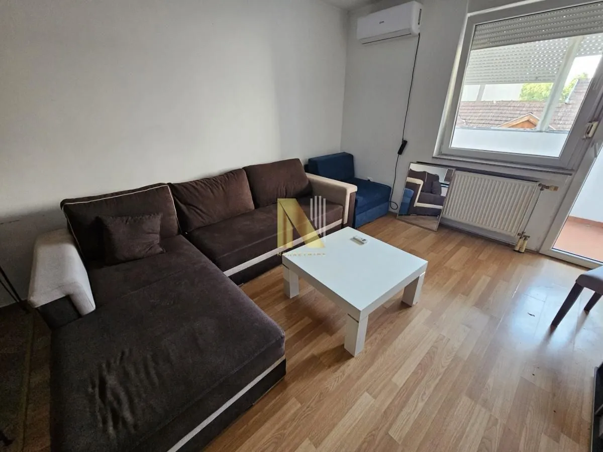 Izdavanje, garsonjera, 31m², Centar, Novi Sad