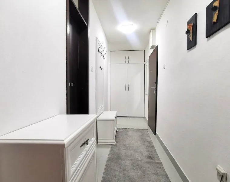 Rent, apartment, 76m², Blok 5, Podgorica