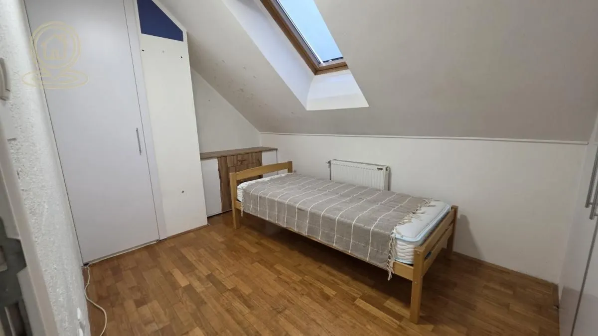 Prodaja, četvorosoban stan, 90m², Grbavica, Novi Sad Sve Podlokacije