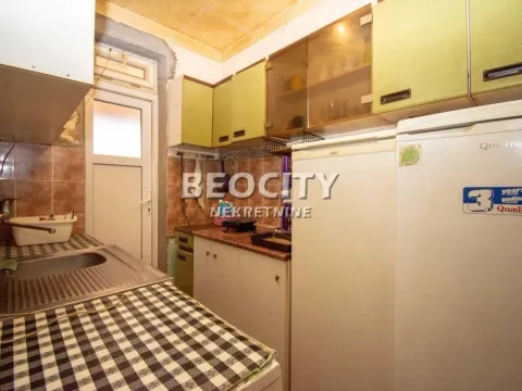 Prodaja, četvorosoban stan, 91m², Petlovo Brdo, Beograd - image 8