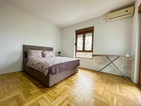 Izdavanje, dvosoban stan, 65m², City Kvart, Podgorica - image 8