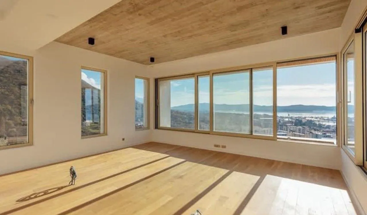 Prodaja, kuća, 1400m², Donja Lastva, Tivat