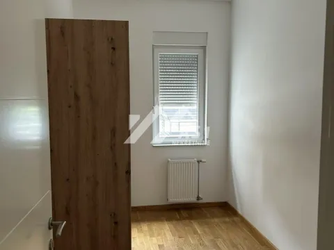 Izdavanje, dvosoban stan, 48m², Rotkvarija, Novi Sad Sve Podlokacije - image 7