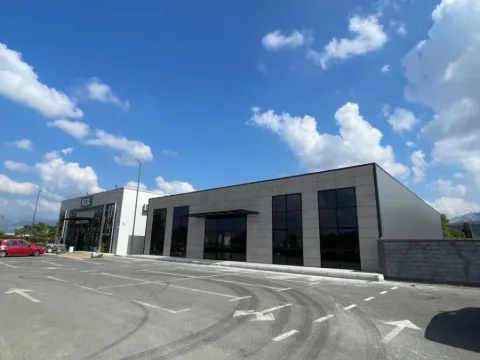 Izdavanje, poslovni prostor, 700m², Stari Aerodrom, Podgorica - image 1