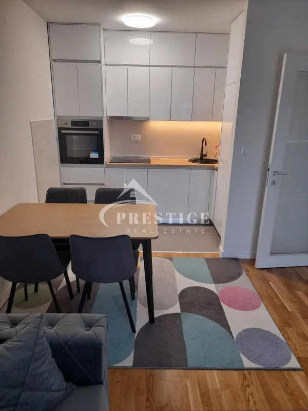 Rent, one bedroom apartment, 42m², Pobrežje, Podgorica