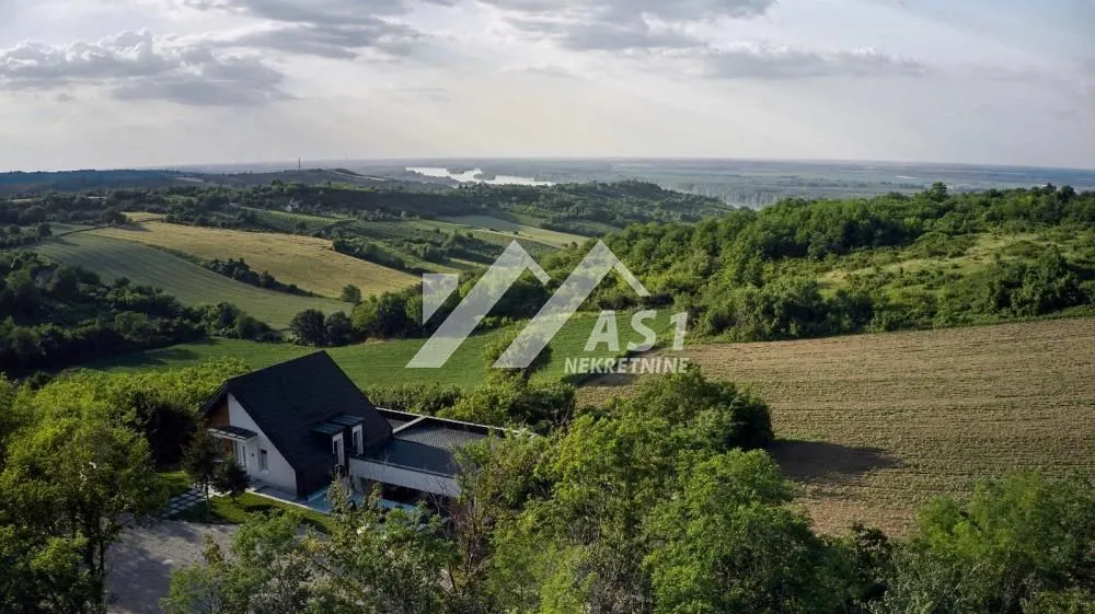 Rent, house, 350m², Sremski Karlovci, Novi Sad