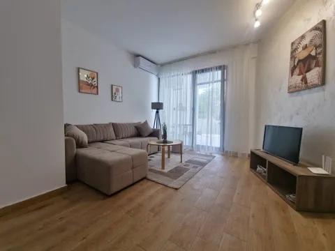 Rent, one bedroom apartment, 59m², Bečići, Budva - image 4