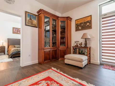 Sale, house, 296m², Kotor, Crna Gora - image 16
