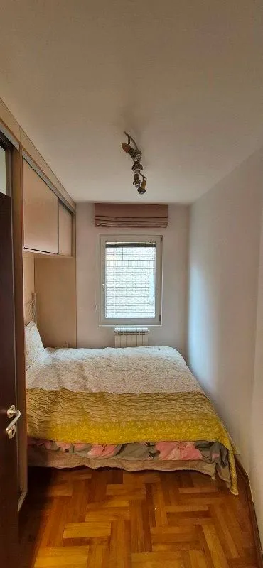 Rent, two bedroom apartment, 32m², Šumice, Beograd