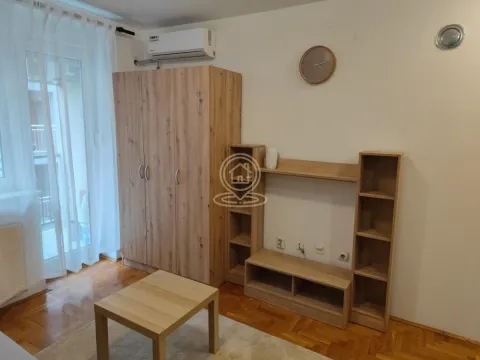 Izdavanje, garsonjera, 28m², Centar, Novi Sad - image 7