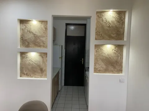 Prodaja, dvosoban stan, 80m², Stari Aerodrom, Podgorica - image 3