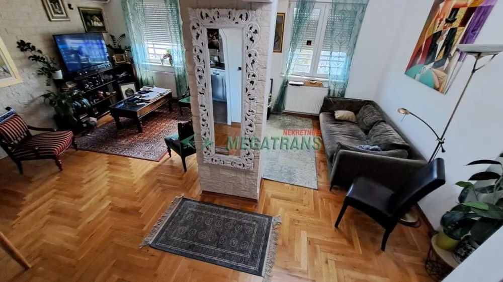 Izdavanje, četvorosoban stan, 112m², Grbavica, Novi Sad Sve Podlokacije
