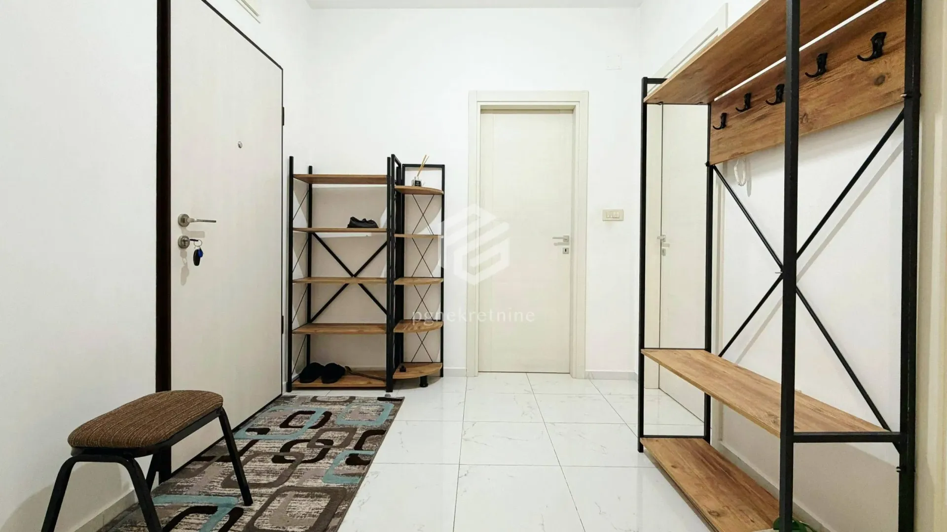 Rent, three bedroom apartment, 84m², Zabjelo, Podgorica