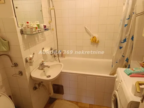 Sale, two bedroom apartment, 56m², Novo naselje, Novi Sad - image 7