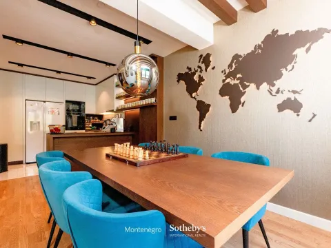 Sale, two bedroom apartment, 85m², Dobrota, Kotor - image 11